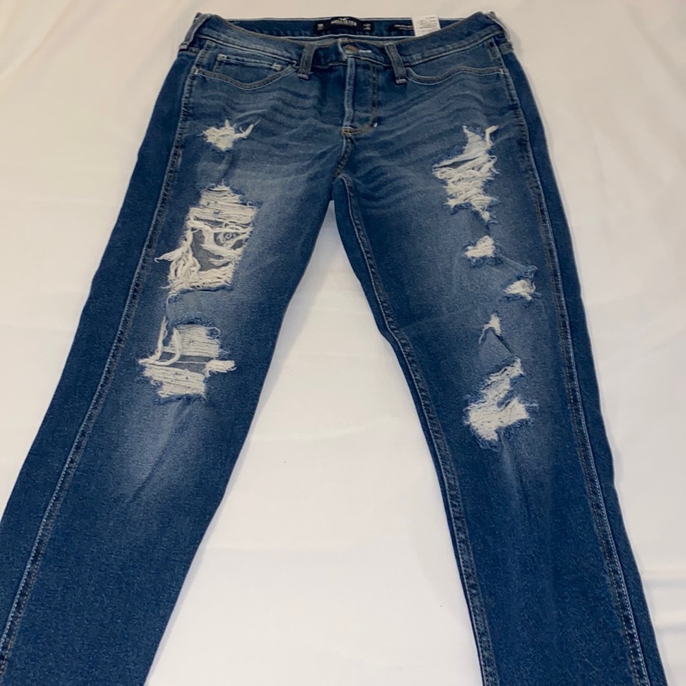 Low rise distressed boyfriend jeans
